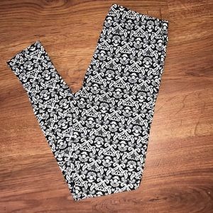 Patterned leggings
